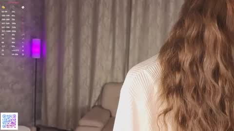 Emilia online show from 11-27-25, 04:14