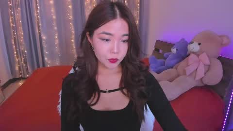 Snapshot of dollyiaa chatting on 05-18-26, 01:28 Dollya online show from 05-18-26, 01:28
