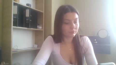 DollyRoma online show from 10-30-25, 08:49