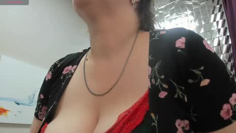 Snapshot of doloressea chatting on 02-16-25, 05:15 DoloresSea online show from 02-16-25, 05:15