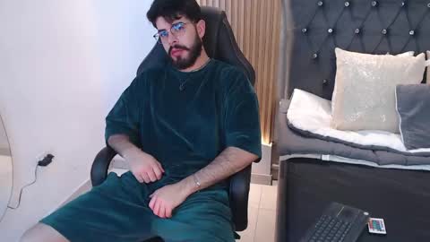 Snapshot of domboy_ chatting on 05-26-26, 08:49 domboy online show from 05-26-26, 08:49