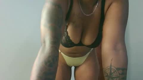 Amarie noels online show from 10-15-25, 01:11
