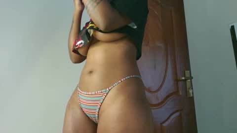 Amarie noels online show from 11-13-25, 01:43