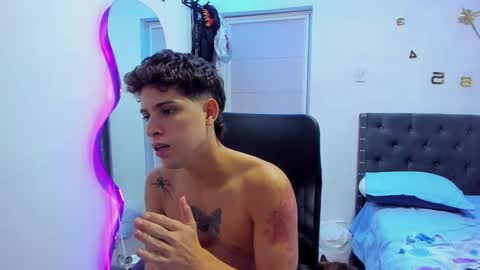 Snapshot of domi_master chatting on 01-16-25, 11:48 MASTER online show from 01-16-25, 11:48