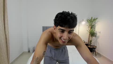 Snapshot of domi_master chatting on 03-11-25, 05:49 MASTER online show from 03-11-25, 05:49