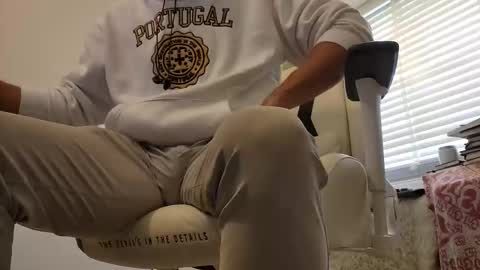 Snapshot of dominance chatting on 09-29-25, 07:46 Master Dominance  online show from 09-29-25, 07:46