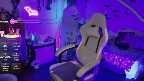 Bigbearnbunnyboy online show from 12-15-25, 10:58