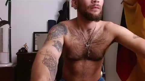 Logan - INDEPENDET MODEL online show from 07-12-26, 11:34