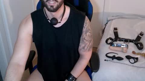 DominatedTitan online show from 01-06-26, 07:17