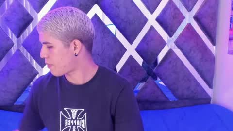 DOMI online show from 04-08-26, 03:28