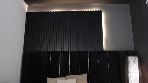 Dominic online show from 03-11-26, 05:35