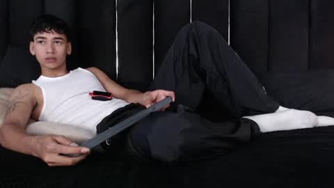 Dominic online show from 04-15-26, 02:18
