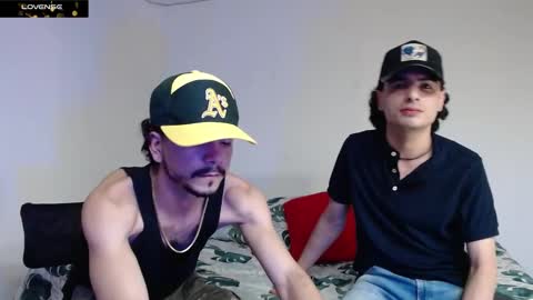 Snapshot of dominic_hanks chatting on 09-12-25, 03:28 DOMINIC AND ANDREW online show from 09-12-25, 03:28