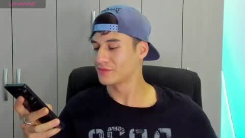 Snapshot of dominic_radccliffe chatting on 07-15-26, 01:33 Your real love online show from 07-15-26, 01:33