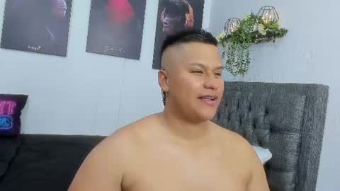 Dominic  online show from 06-12-26, 08:13
