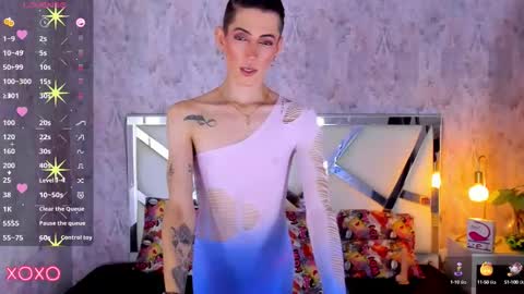 Snapshot of dominic_thailor chatting on 10-16-25, 02:29 Dominic online show from 10-16-25, 02:29