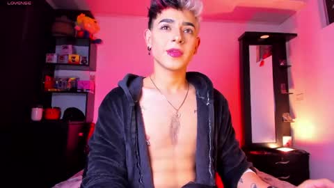 Snapshot of dominikeclipsex chatting on 05-02-26, 01:10 Dominik Eclipse online show from 05-02-26, 01:10