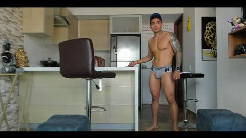 Snapshot of dominiofit chatting on 01-20-25, 04:01 Only fans Ronnie col---InstaRonniecolleman online show from 01-20-25, 04:01