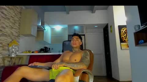 Snapshot of dominiofit chatting on 09-21-25, 11:50 Only fans Ronnie col---InstaRonniecolleman online show from 09-21-25, 11:50
