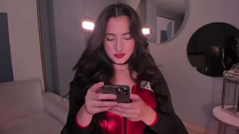 Dominique online show from 03-30-26, 12:44