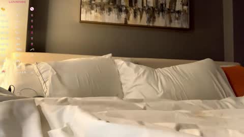 Kira online show from 04-10-26, 10:14