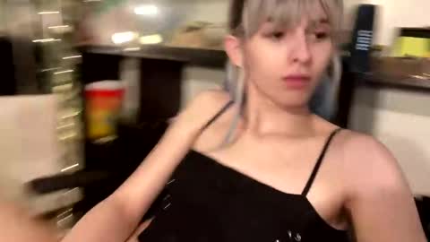 Snapshot of dommymommytgirl chatting on 09-11-25, 04:56 DommyMommyTGirl online show from 09-11-25, 04:56