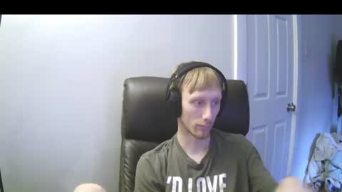 Snapshot of domohead0 chatting on 06-18-26, 12:55 dom online show from 06-18-26, 12:55