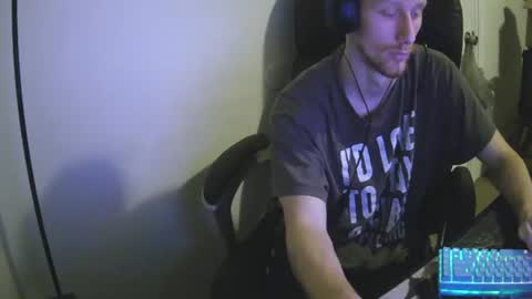 Snapshot of domohead0 chatting on 06-26-26, 06:51 dom online show from 06-26-26, 06:51