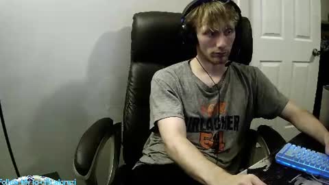 Snapshot of domohead0 chatting on 07-27-26, 06:09 dom online show from 07-27-26, 06:09