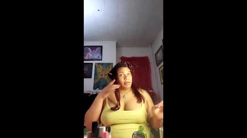 Snapshot of domtstopgal chatting on 05-22-26, 02:08 domtstopgal online show from 05-22-26, 02:08