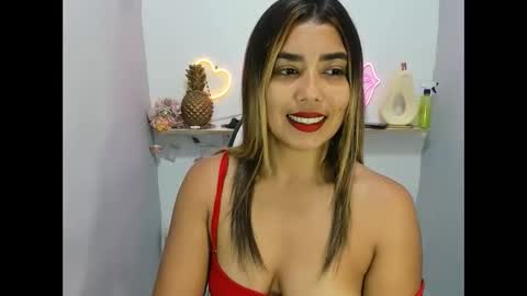 dona_tella online show from 04-14-26, 06:36
