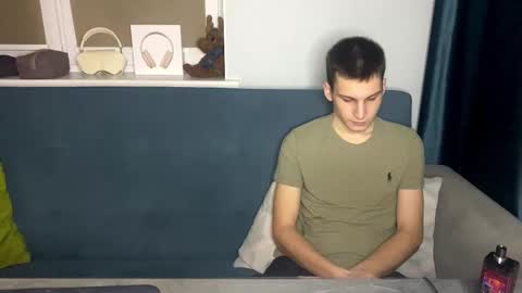 Stephanie and online show from 02-20-26, 06:52