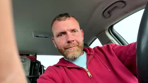 live online show from 06-18-26, 12:09