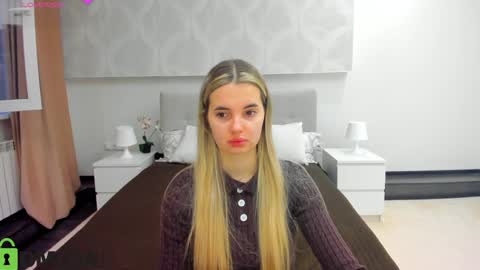 Donna On GMT2 Mon-Fri 3-9 AM online show from 04-01-26, 12:00