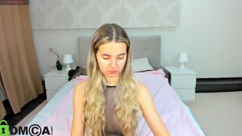 Donna On GMT2 Mon-Fri 3-9 AM online show from 04-17-26, 11:52