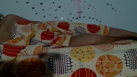 Snapshot of donnaconforme chatting on 01-06-25, 12:57 Dona online show from 01-06-25, 12:57