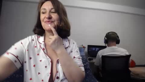 Tatiana 43 curvy sexy body and Joanna redhead 39 years online show from 03-08-26, 05:28