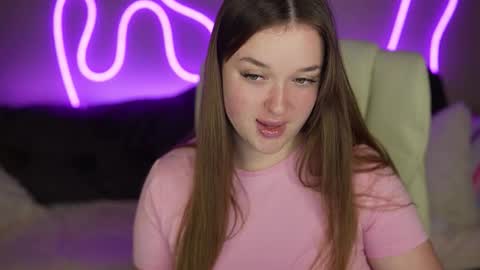 DONNA online show from 11-29-25, 10:51