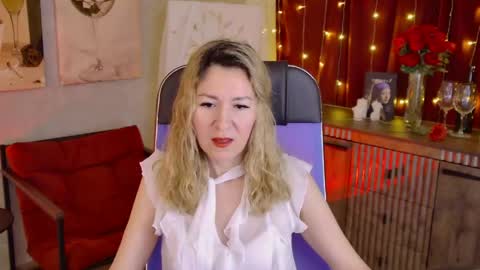 Donna online show from 04-24-26, 07:05