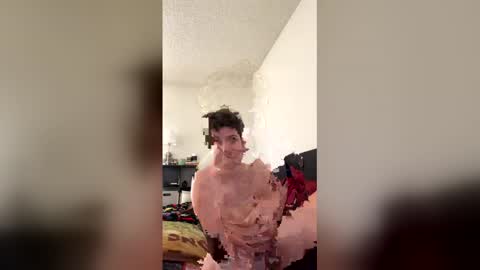 Snapshot of donnie9300 chatting on 12-17-25, 05:41 donnie9300 online show from 12-17-25, 05:41