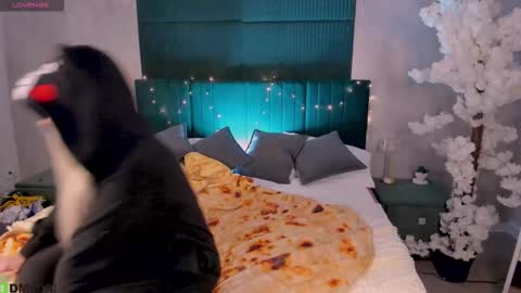 dora online show from 03-12-26, 01:23