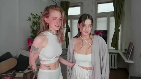 Joey online show from 12-04-25, 08:12