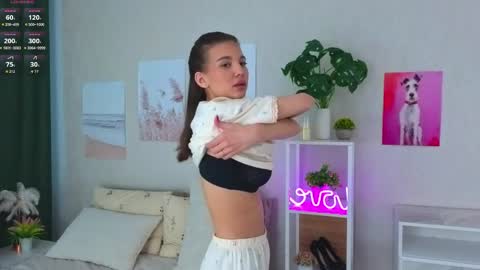 Kiki online show from 04-03-26, 12:52