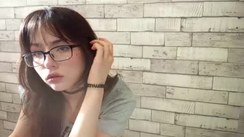 Aimi online show from 05-11-26, 02:45