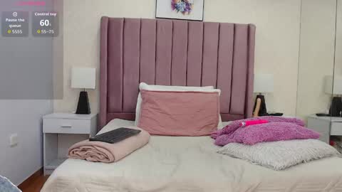 Anny online show from 04-26-26, 12:25