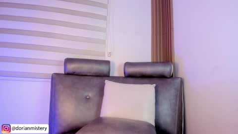 Snapshot of dorian_mystery chatting on 02-19-26, 01:34 dorian_mystery online show from 02-19-26, 01:34