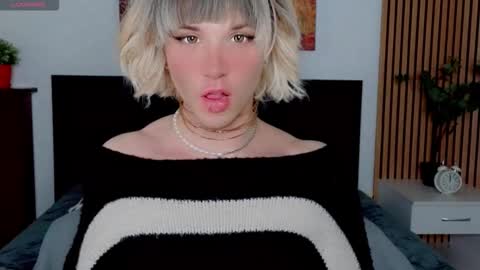 Snapshot of dorian_reed chatting on 03-01-26, 04:14 Helen my second account online show from 03-01-26, 04:14