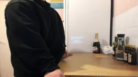 menu  below online show from 04-18-26, 09:15