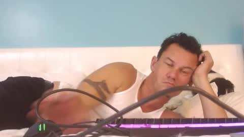 Dorian w Costars online show from 09-09-25, 06:46