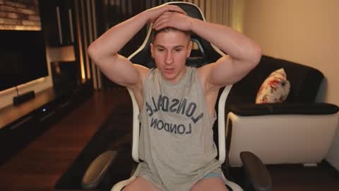 Dorian Reyes online show from 12-18-25, 12:17